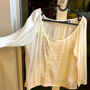 White laced top for just 10$